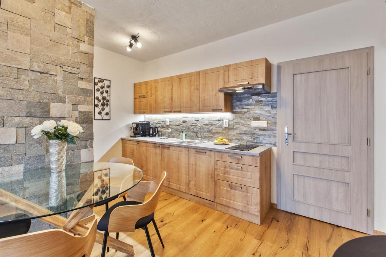 Zazi Apartmany Mýto pod Ďumbierom Bagian luar foto